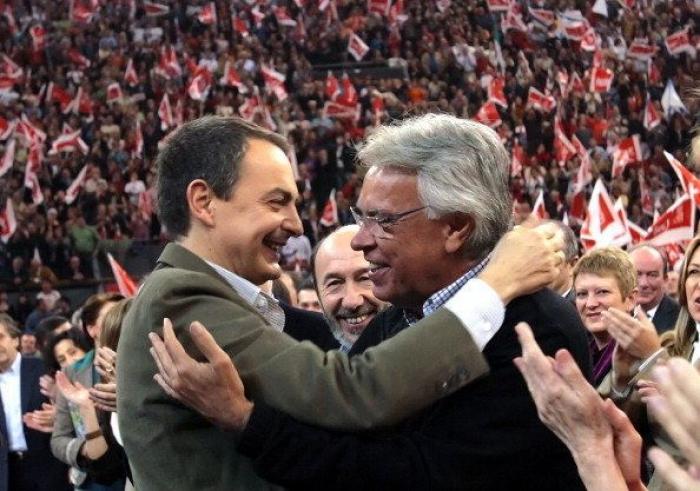 Un ciudadano, contra Felipe González: "¡Hacen falta soluciones, hay hambre!" (VÍDEO)