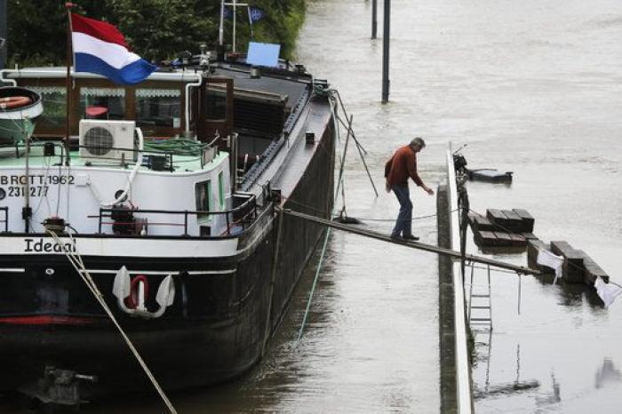 París inundado y en alerta por la crecida del Sena (FOTOS)