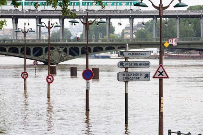París inundado y en alerta por la crecida del Sena (FOTOS)