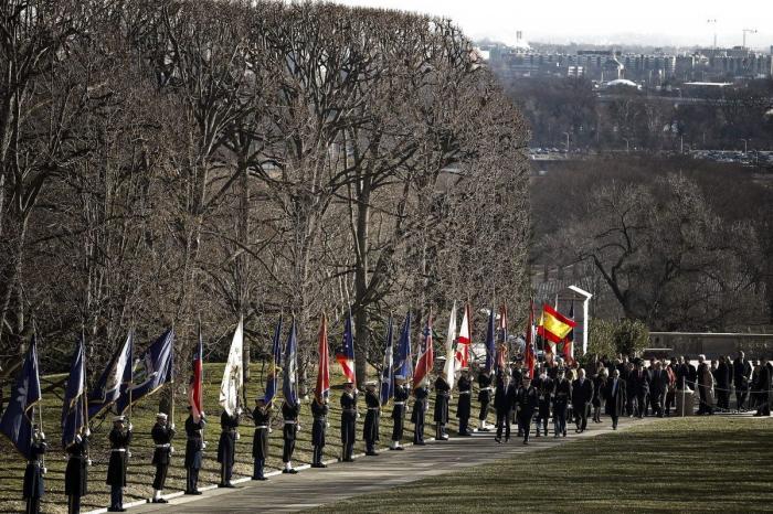 Obama elogia "el gran liderazgo" de Rajoy pero avisa del reto de reducir el paro