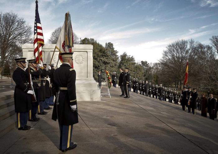 Obama elogia "el gran liderazgo" de Rajoy pero avisa del reto de reducir el paro