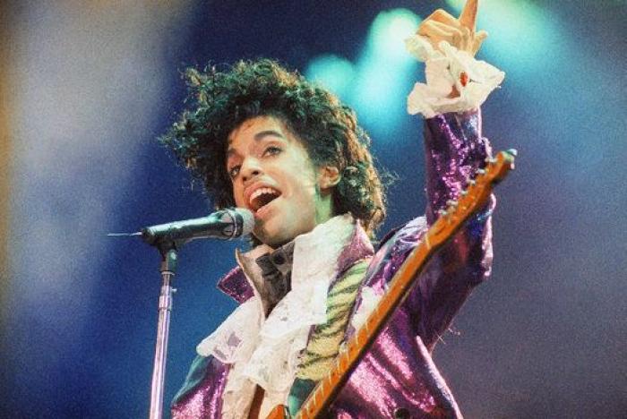 La prueba de que Prince era pura actitud: la foto de su pasaporte