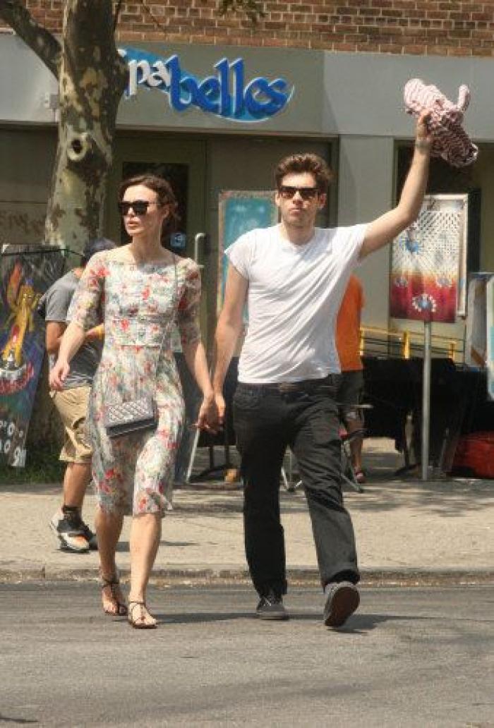 ¿Podrá perdonar Keira Knightley las palabras "miserables" de su director en 'Begin Again'?