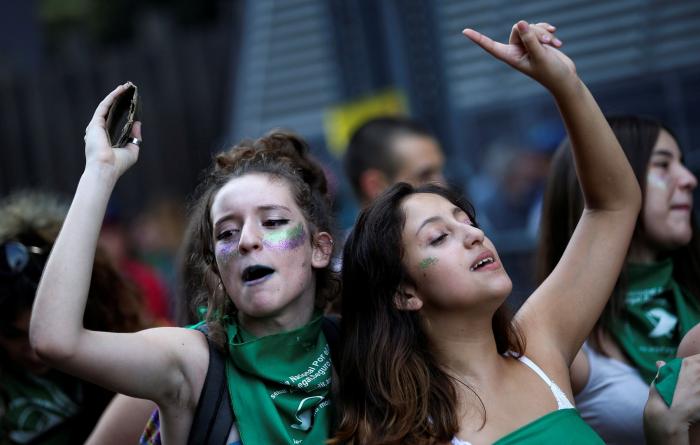 Macri afirma que el debate sobre el aborto va a "continuar" pese al rechazo del Senado