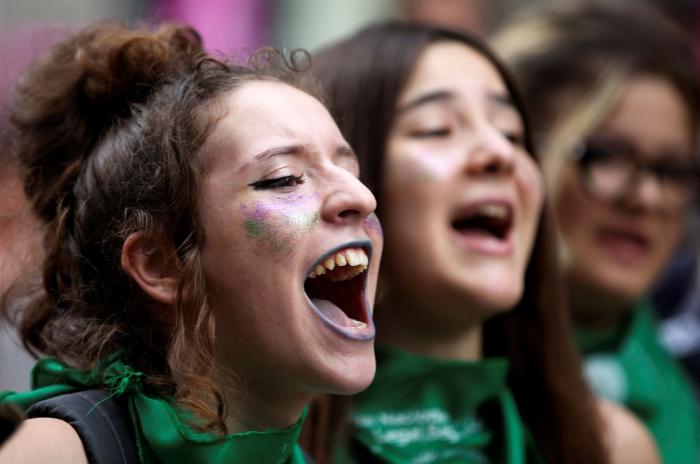 Macri afirma que el debate sobre el aborto va a "continuar" pese al rechazo del Senado