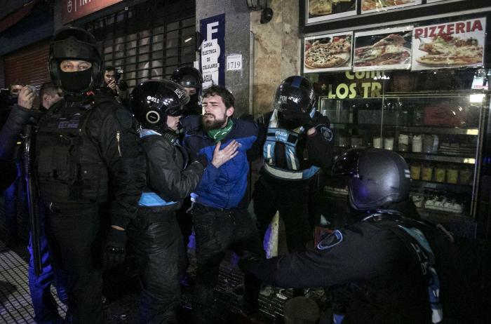 Macri afirma que el debate sobre el aborto va a "continuar" pese al rechazo del Senado