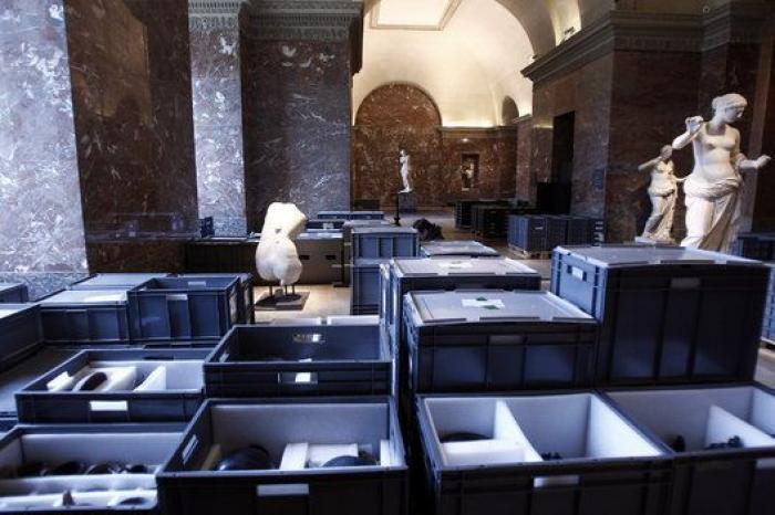 El Louvre y el Museo de Orsay ponen a salvo algunas de sus obras ante la subida del Sena en París (FOTOS)