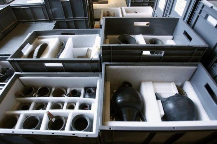 El Louvre y el Museo de Orsay ponen a salvo algunas de sus obras ante la subida del Sena en París (FOTOS)