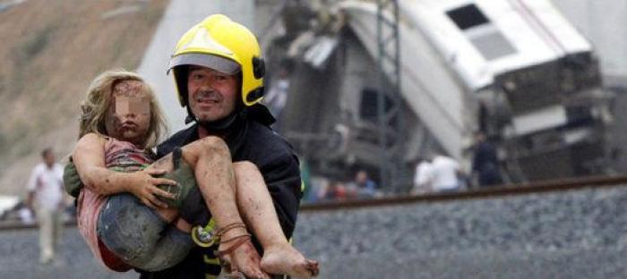 17 imágenes del accidente de Santiago difíciles de olvidar