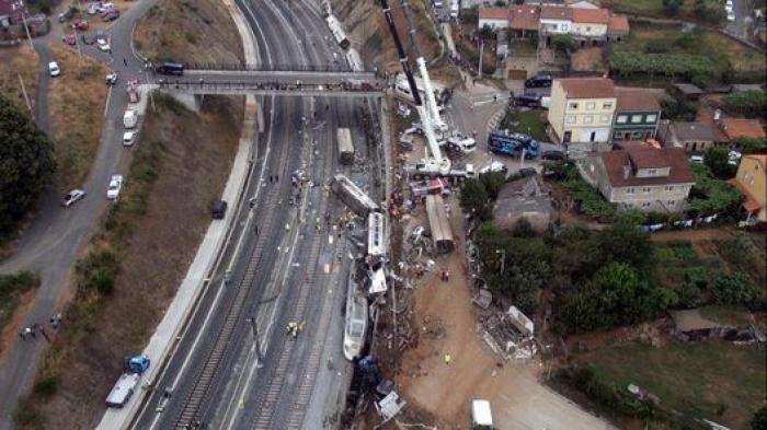 17 imágenes del accidente de Santiago difíciles de olvidar
