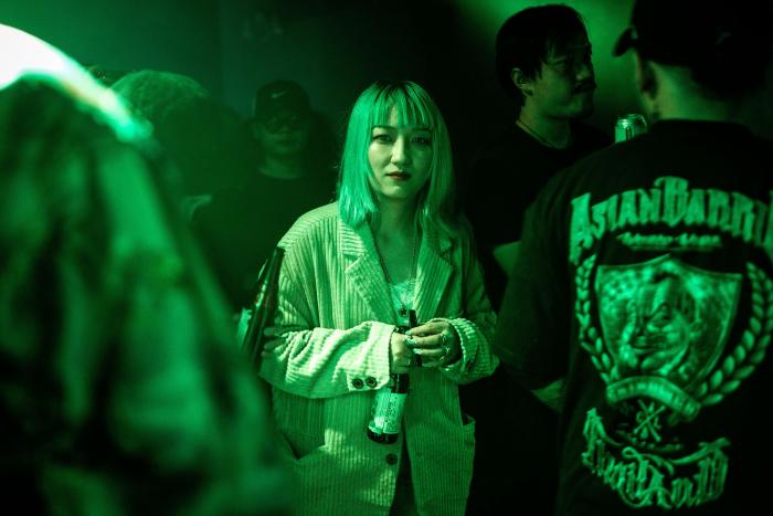 Desalojan una fiesta con casi cien personas en el chalet de la actriz Mónica Estarreado