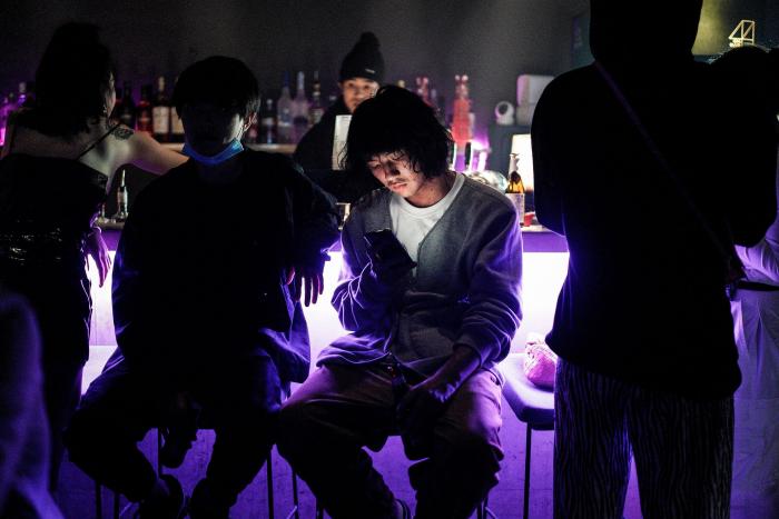 Desalojan una fiesta con casi cien personas en el chalet de la actriz Mónica Estarreado