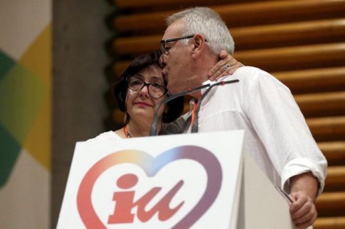 Cayo Lara se despide del liderazgo de IU marcando distancia con Podemos: "Me va a costar votar estas elecciones"