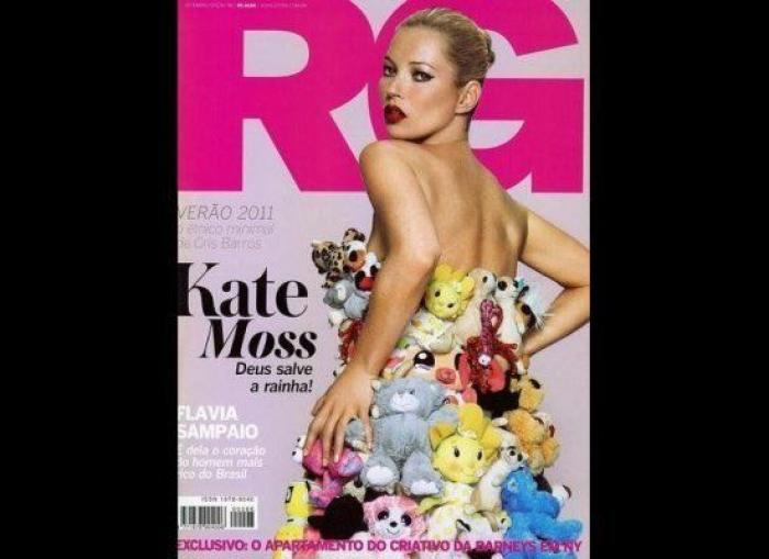 Lila Grace, hija de Kate Moss, aplaudida por desfilar con su bomba de insulina