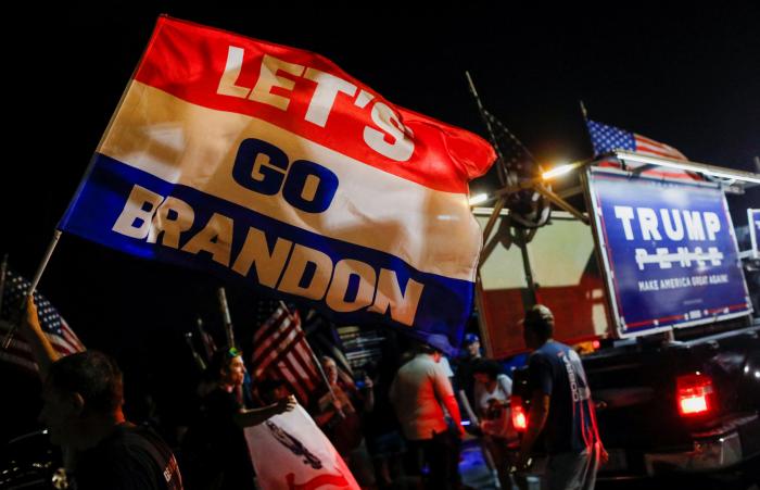 Los republicanos hacen la vista gorda con los documentos clasificados que se llevó Trump