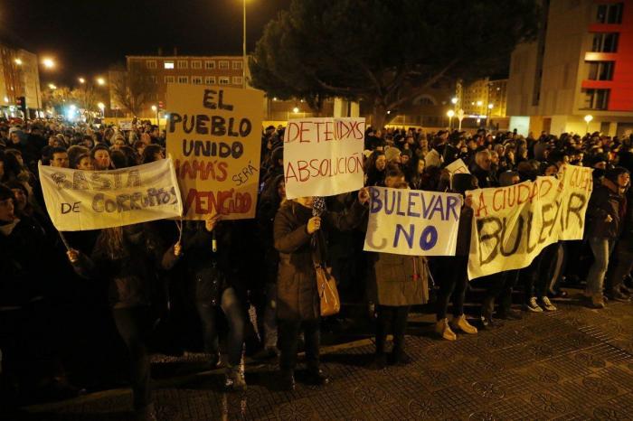 El alcalde de Burgos suspende definitivamente las obras en Gamonal