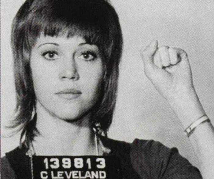 Jane Fonda: dos arrestos, dos Oscar y toda una lección de estilo