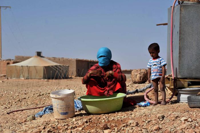 Benjamín Prado: “A quien llamamos dirigentes son en realidad gente que manda pero obedece a otros”