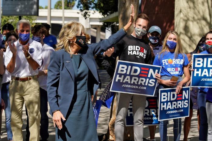 La recatada doctora Jill Biden, la nueva la primera dama de EEUU