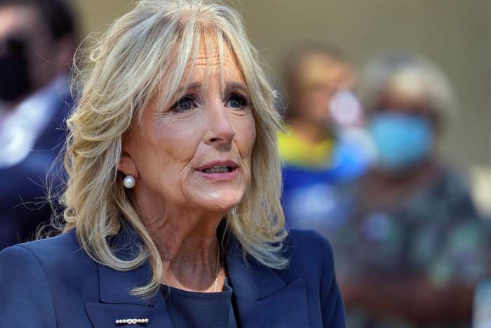La recatada doctora Jill Biden, la nueva la primera dama de EEUU