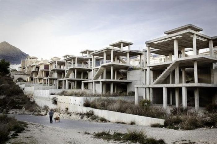 Crónicas del crisógeno: cuando las constructoras dominaban la tierra