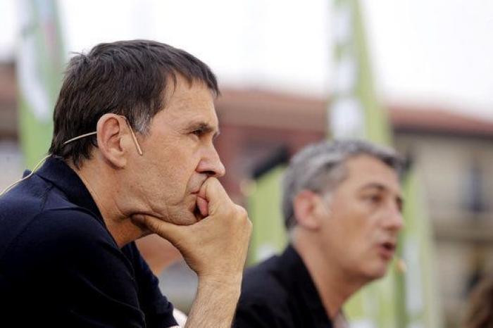 La foto de Rajoy andando entre alcachofas que triunfa en Twitter