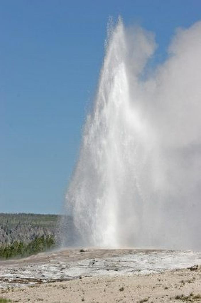 "No hay restos que recuperar" del joven que se cayó en un géiser en Yellowstone