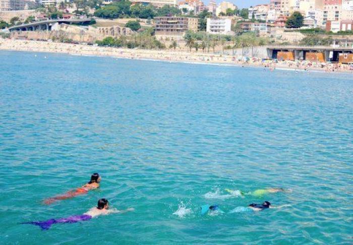 Actividades de verano diferentes: nadar como una sirena (FOTOS, VÍDEO)
