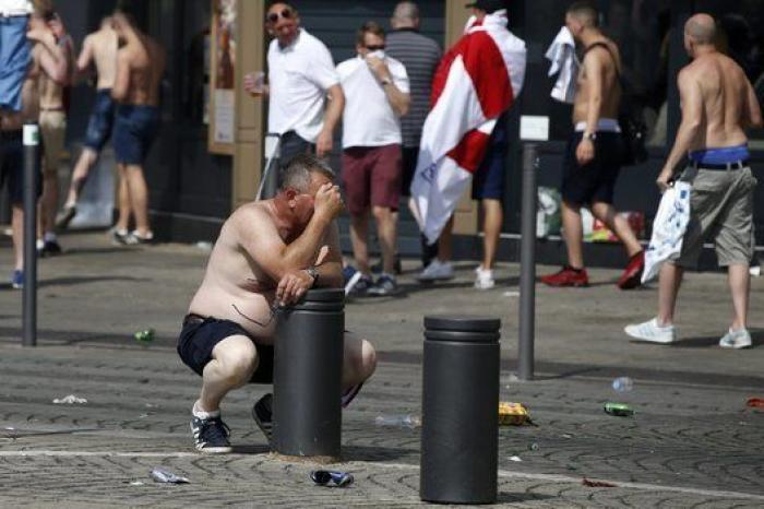 Francia confirma la deportación de 'hooligans' tras los enfrentamientos de Marsella