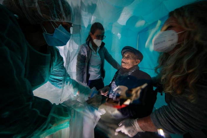 Fernando Simón le trasladó a expertos europeos que los políticos no querían poner restricciones antes de Navidad