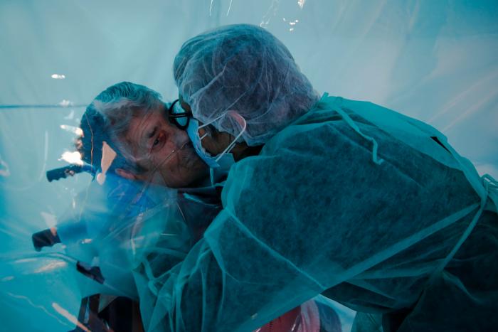 Fernando Simón le trasladó a expertos europeos que los políticos no querían poner restricciones antes de Navidad