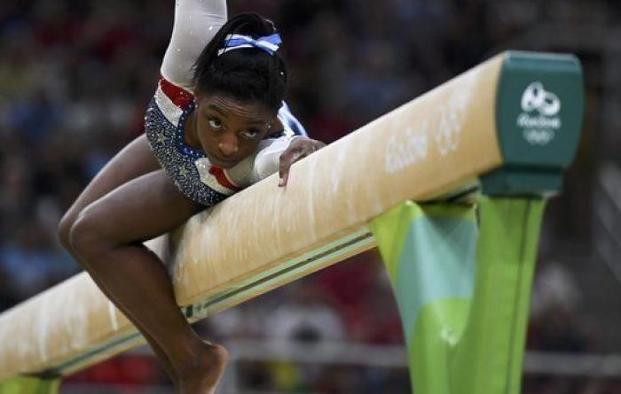 Simone Biles, el difícil camino de una valiente superestrella