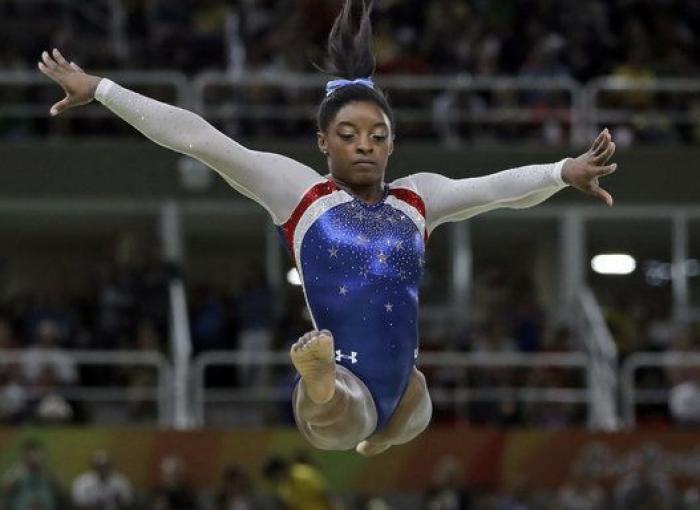 Simone Biles, el difícil camino de una valiente superestrella