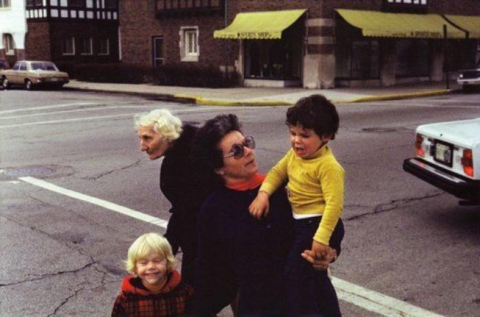 El trabajo de Vivian Maier, la Mary Poppins fotógrafa, llega a Madrid