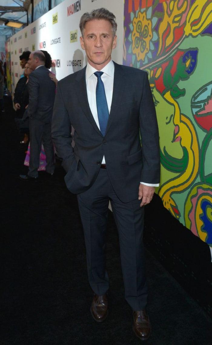 'Mad Men' en la actualidad: Joan Holloway en una oficina de hoy en día