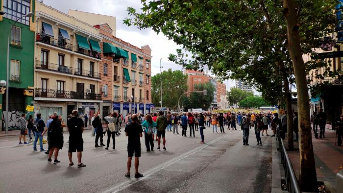 Los vecinos de Vallecas vuelven a protestar contra las políticas "irresponsables de la segregación" de Ayuso