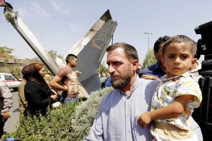 Accidente de avión en Irán: al menos cuarenta muertos al estrellarse un avión en Teherán (FOTOS)