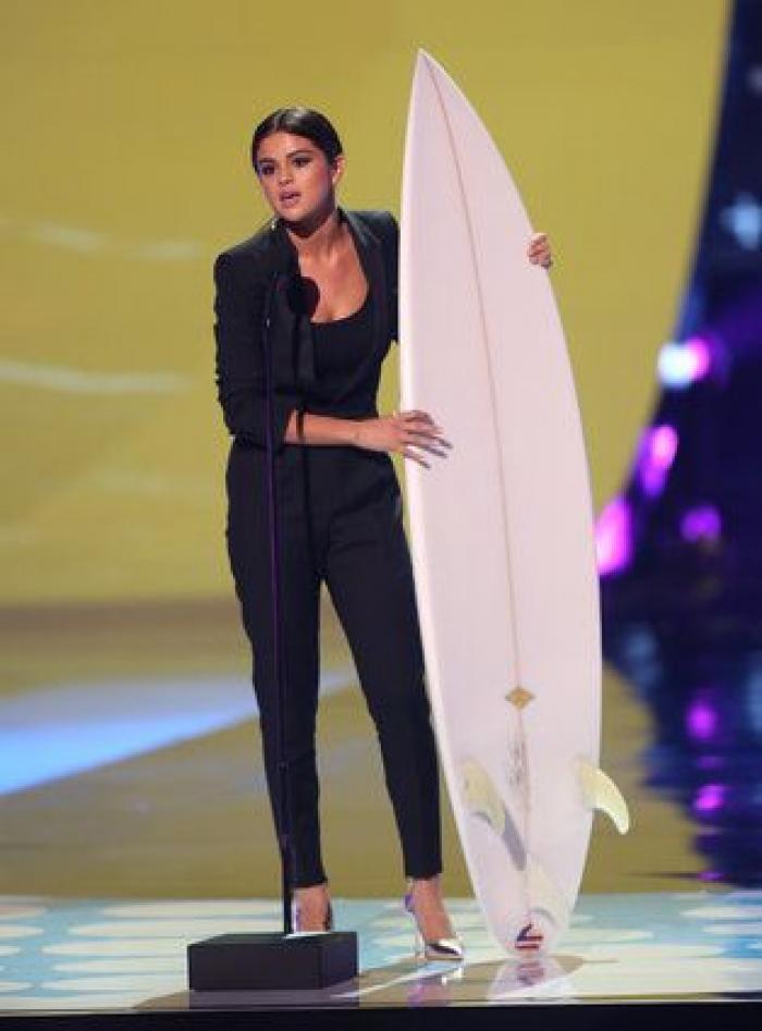 Teen Choice Awards 2014: las fotos de los premios de las tablas de surf