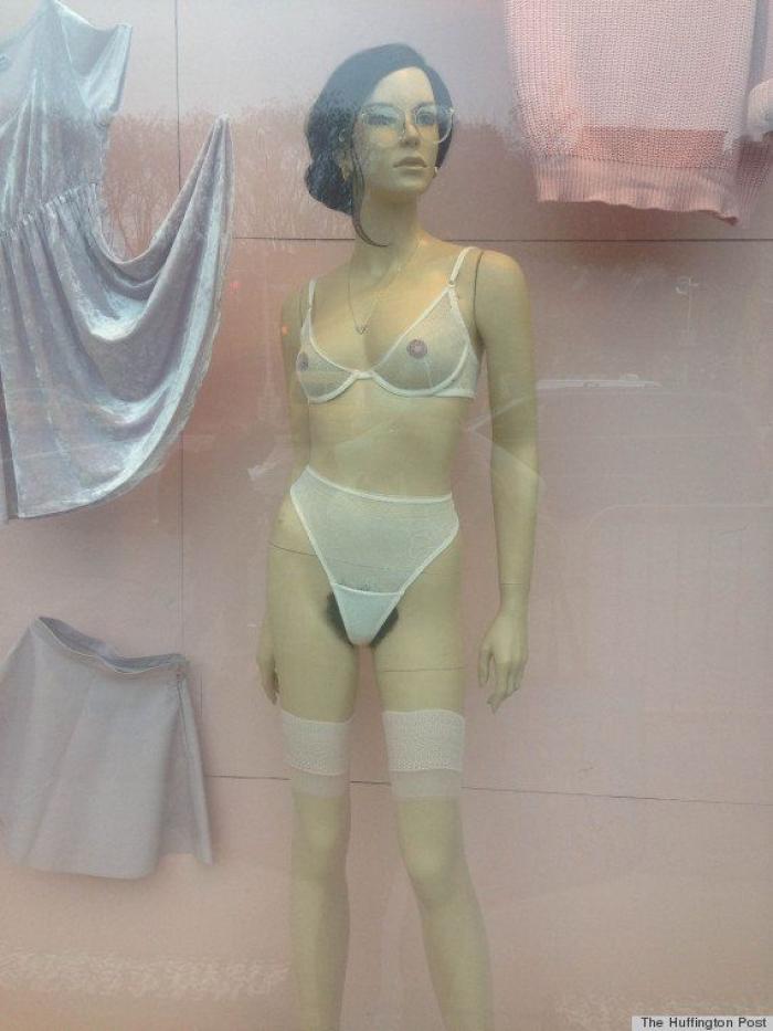 American Apparel ficha a una modelo de ropa interior de 62 años