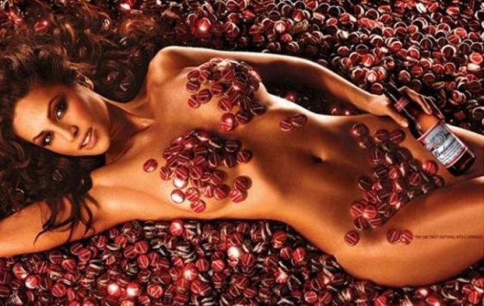 Campofrío se olvida del humor y convierte a la muerte en protagonista de su spot de Navidad