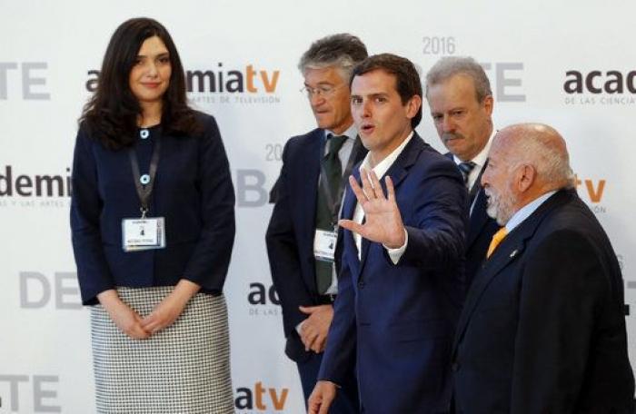 Las cuentas propias de los partidos para lograr La Moncloa