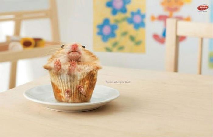 Campofrío se olvida del humor y convierte a la muerte en protagonista de su spot de Navidad