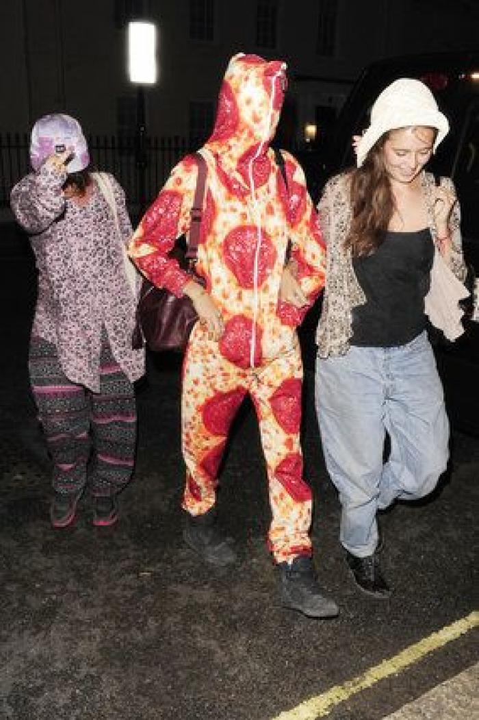 Cara Delevigne y Katy Perry tienen 'mono' de pizza (FOTOS)