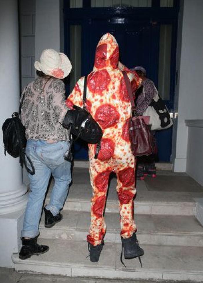 Cara Delevigne y Katy Perry tienen 'mono' de pizza (FOTOS)