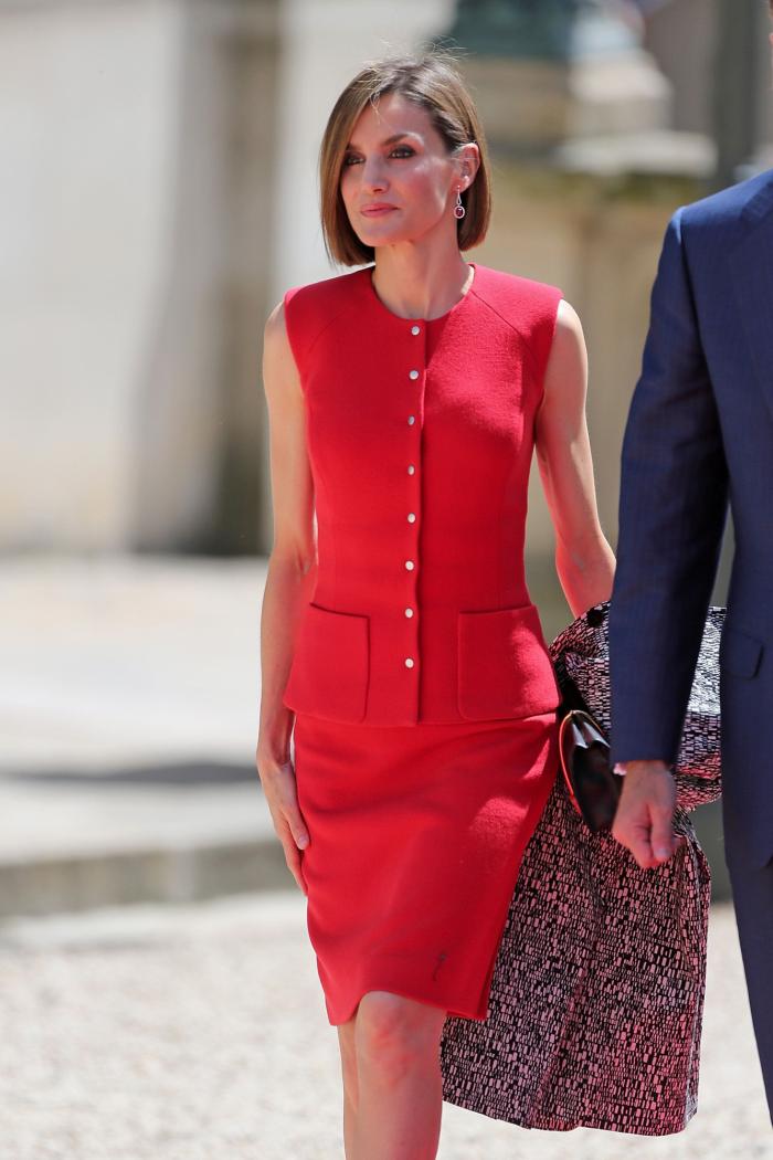 El mensaje detrás del último vestido rojo de Letizia