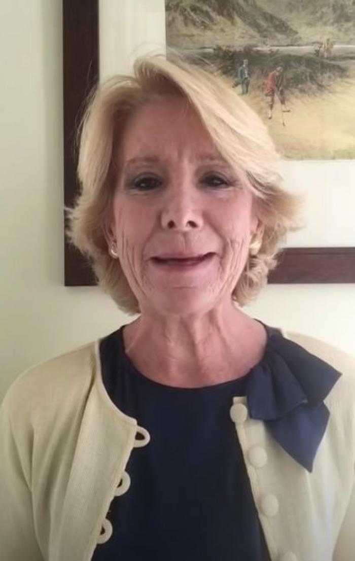 Belén Esteban se arranca con estas palabras sobre Felipe VI en pleno 'Sálvame': "Qué a gusto me he quedado”