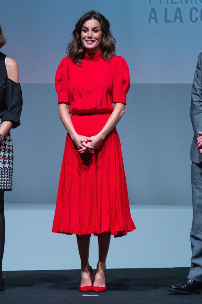 El mensaje detrás del último vestido rojo de Letizia