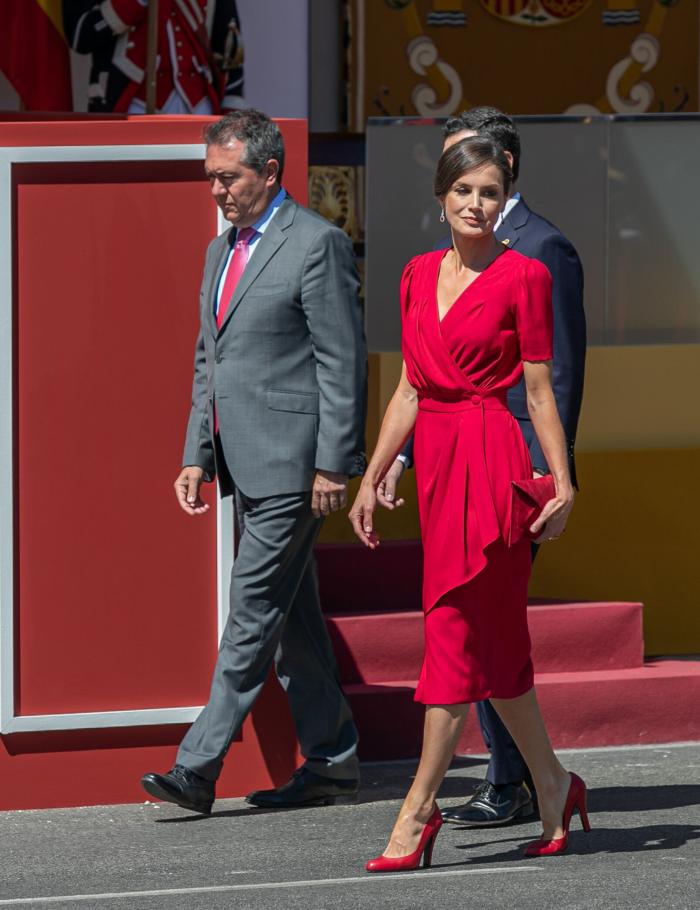 El mensaje detrás del último vestido rojo de Letizia