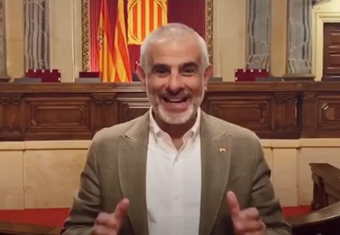 Belén Esteban se arranca con estas palabras sobre Felipe VI en pleno 'Sálvame': "Qué a gusto me he quedado”