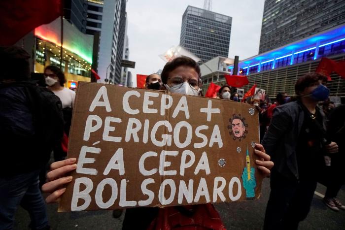La Policía de Brasil pide que se procese a Bolsonaro por desinformar sobre la Covid-19